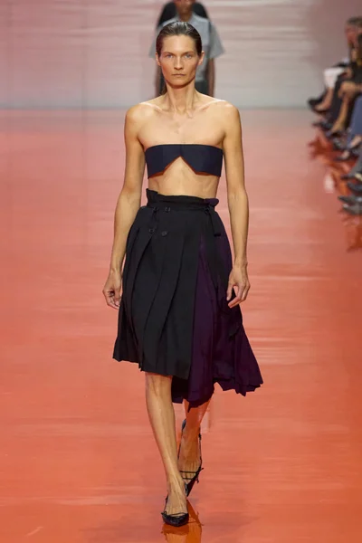 Look 4